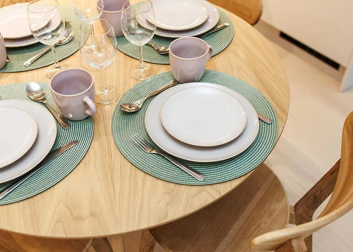 Апартаменты New Modern In